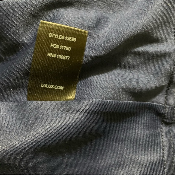 NWT M Lulu’s Navy Blue Maxi Dress Mythical Kind of Love Flowy Gown Garden Prom - Picture 14 of 16